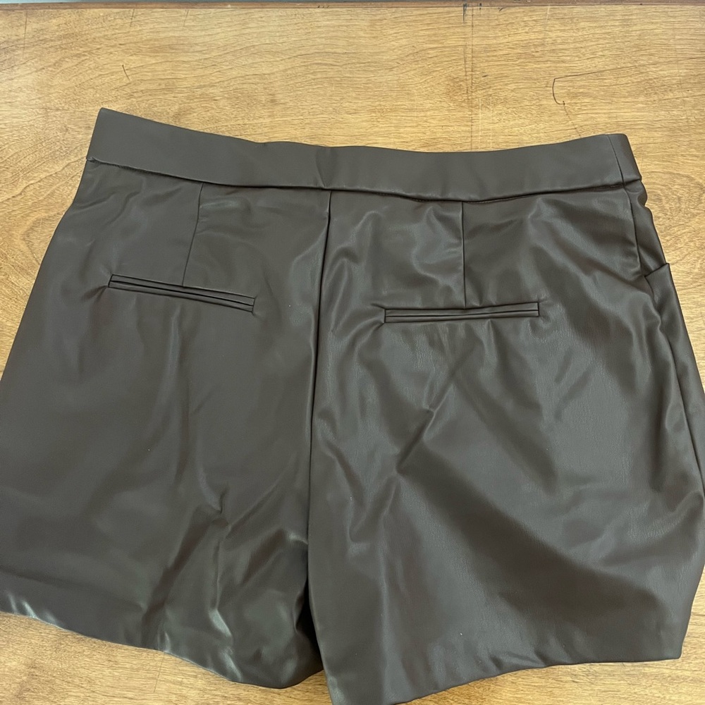 Zara Faux Leather Shorts NWOT - Picture 5 of 5